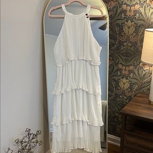 Chic White Layered Maxi Dress